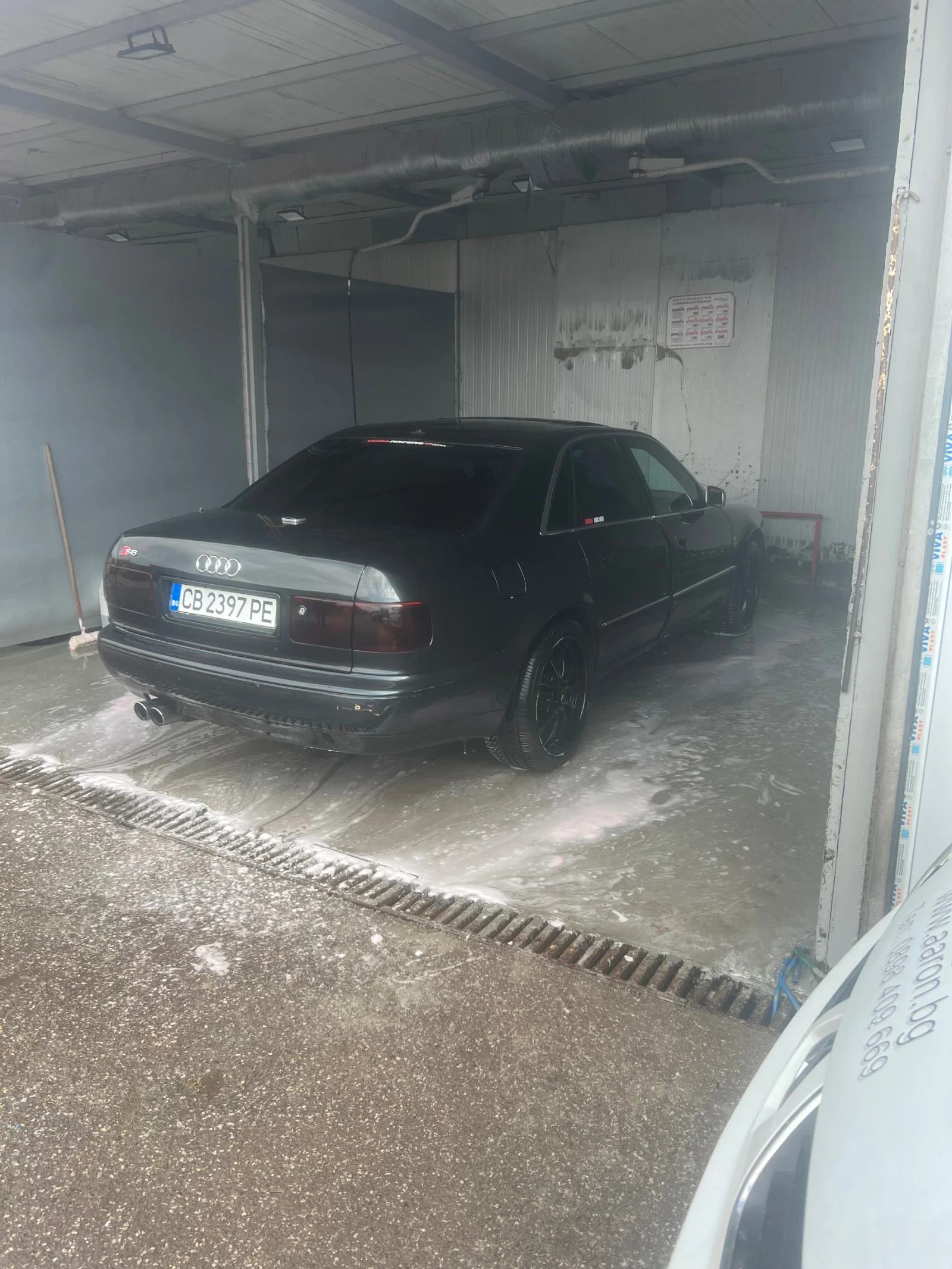 Audi S8  - изображение 3