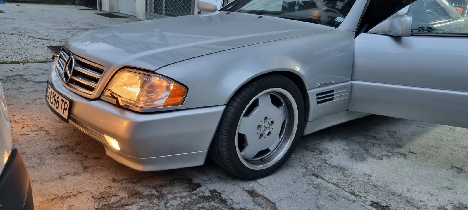Mercedes-Benz SL 320 - изображение 6