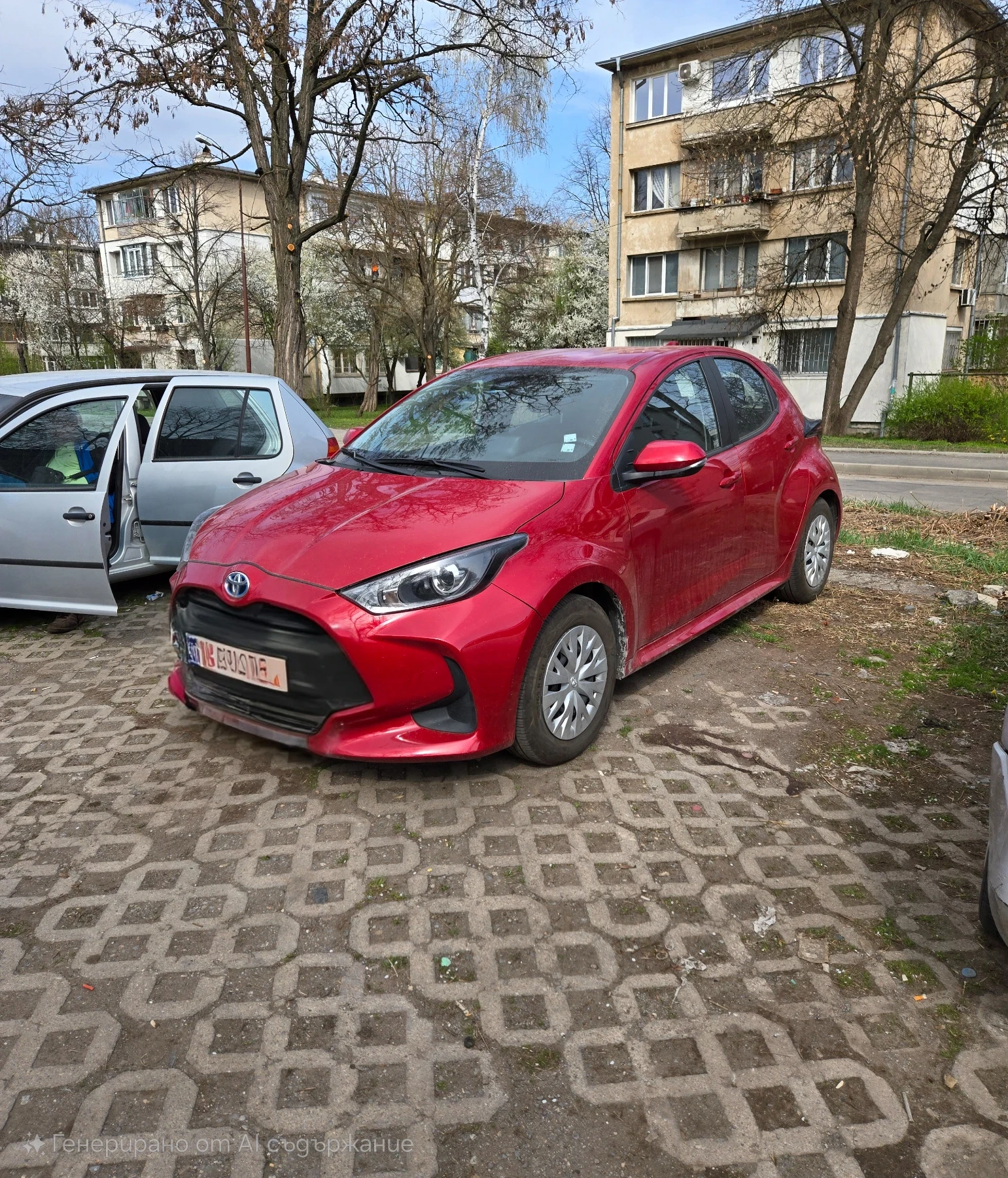 Toyota Yaris  - изображение 2