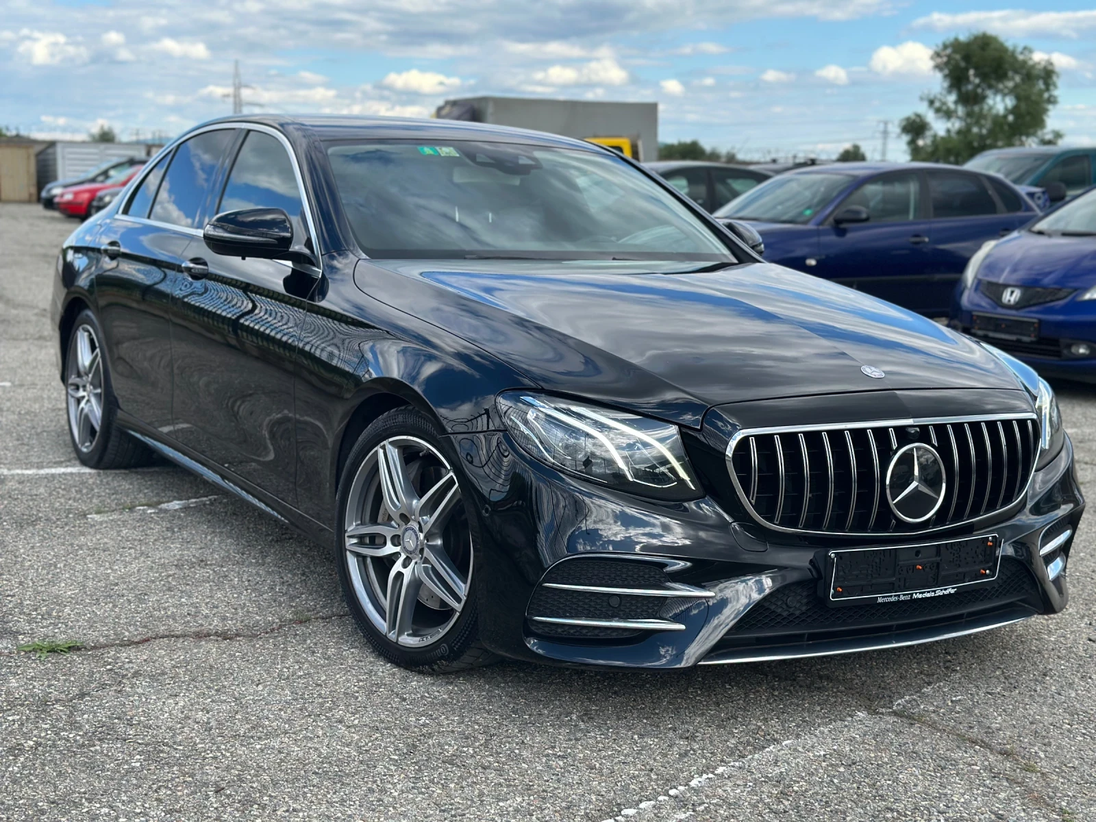 Mercedes-Benz E 350 AMG 9G Burmester - изображение 2