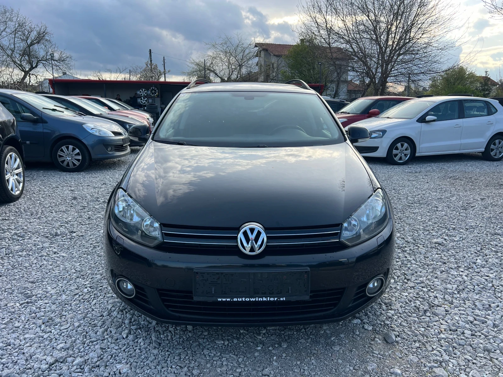 VW Golf 1.6 105 нави 2013г - изображение 2