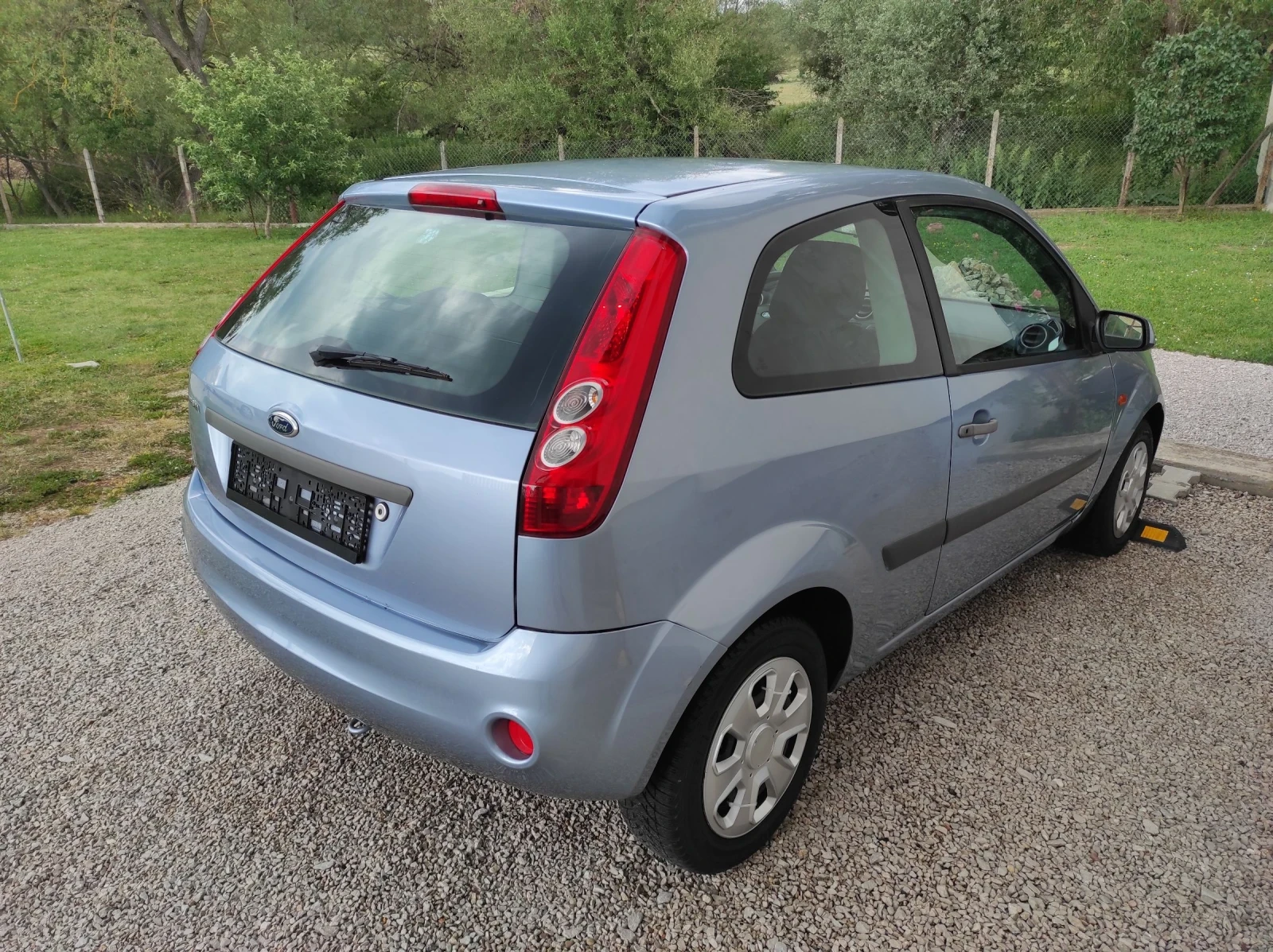Ford Fiesta ///  BENZIN / EURO 4 - изображение 3