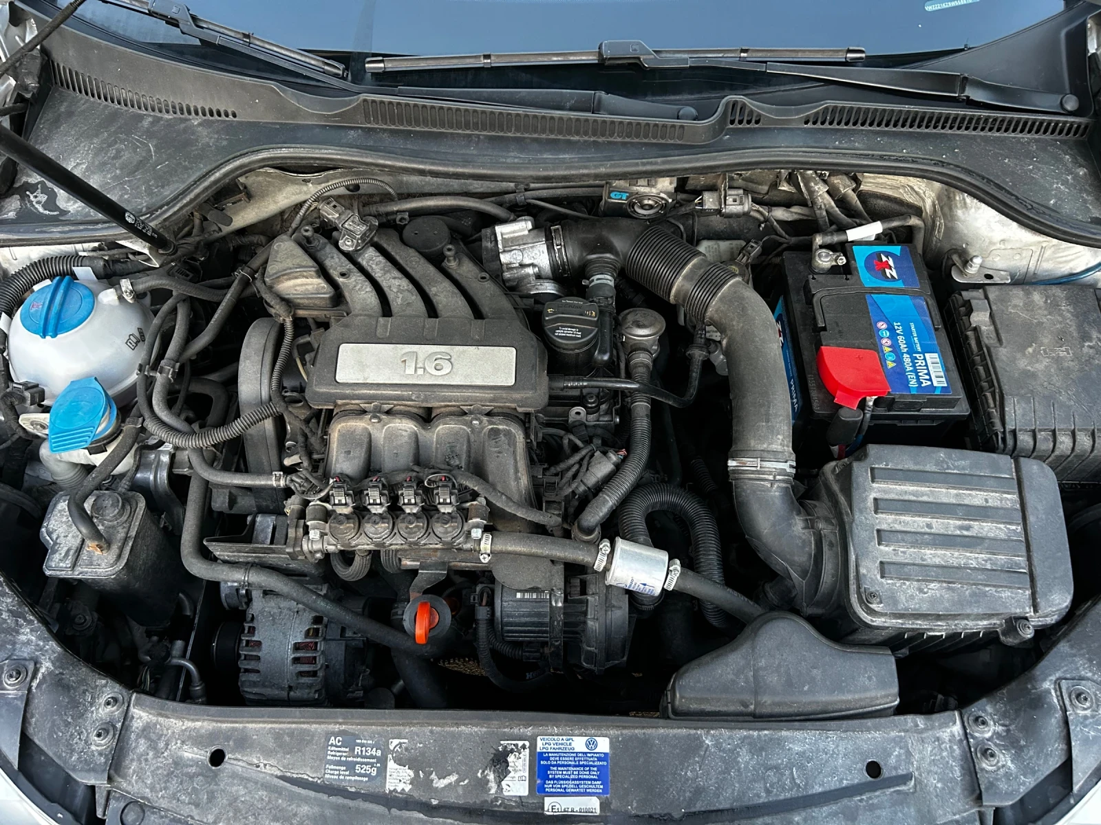 VW Golf 1.6 bifuel - изображение 10