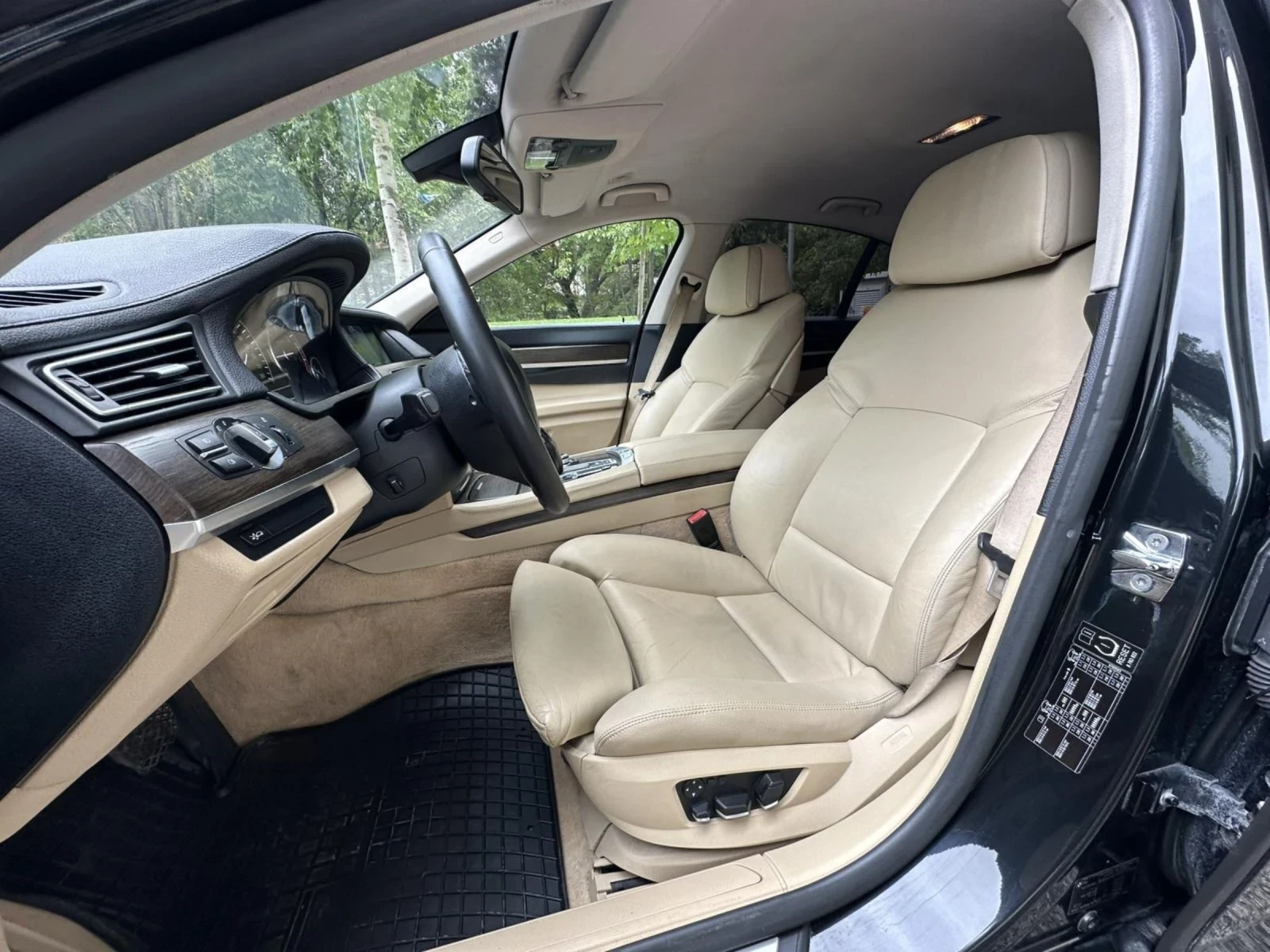 BMW 730 d / M-OPTIC / КАМЕРА  - изображение 10