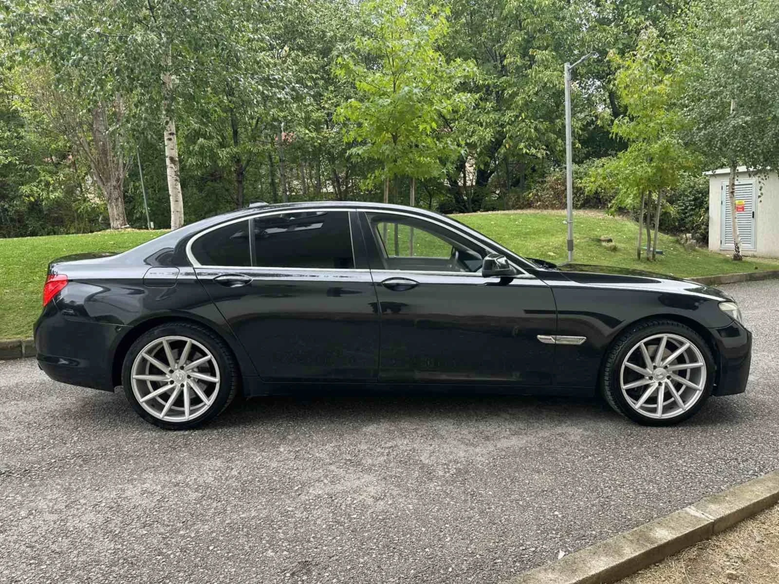 BMW 730 d / M-OPTIC / КАМЕРА  - изображение 8