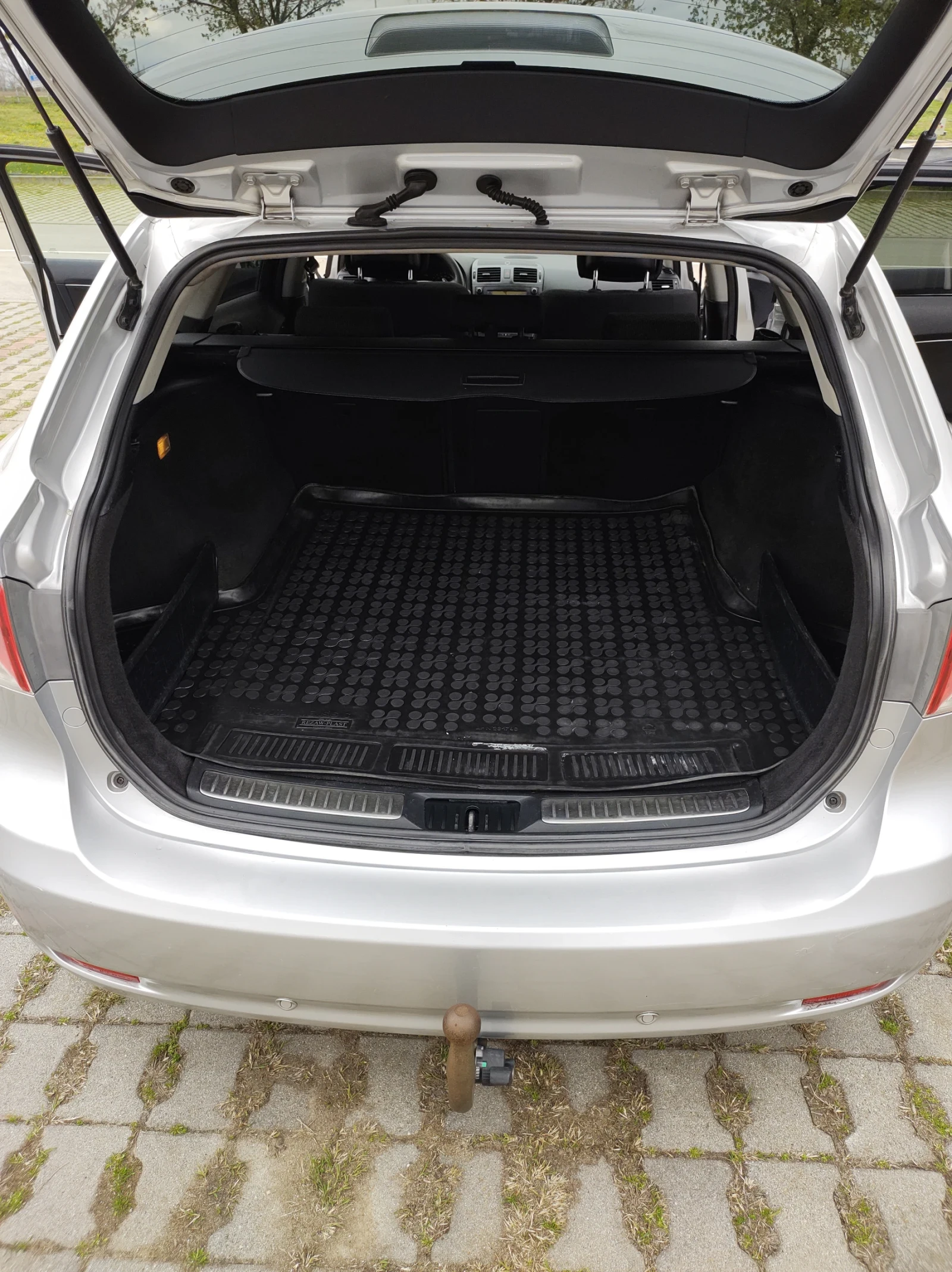 Toyota Avensis | Mobile.bg — изображение 12