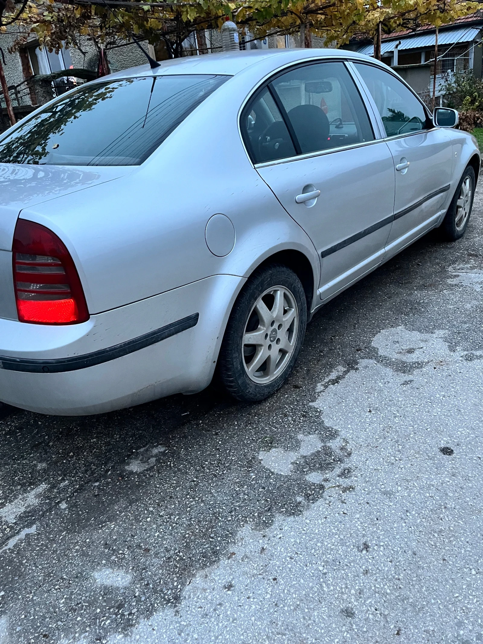 Skoda Superb | Mobile.bg   3