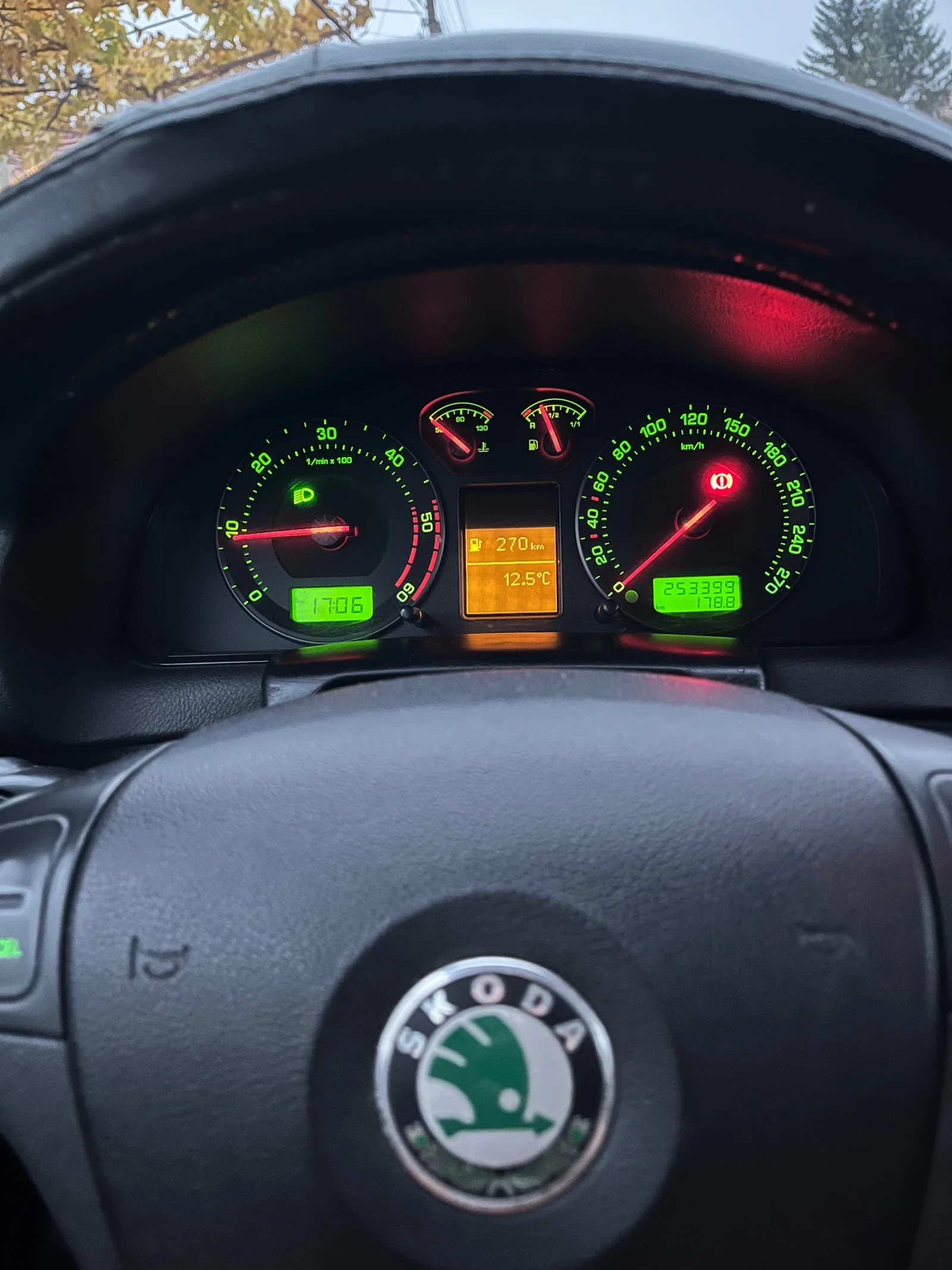 Skoda Superb | Mobile.bg   6