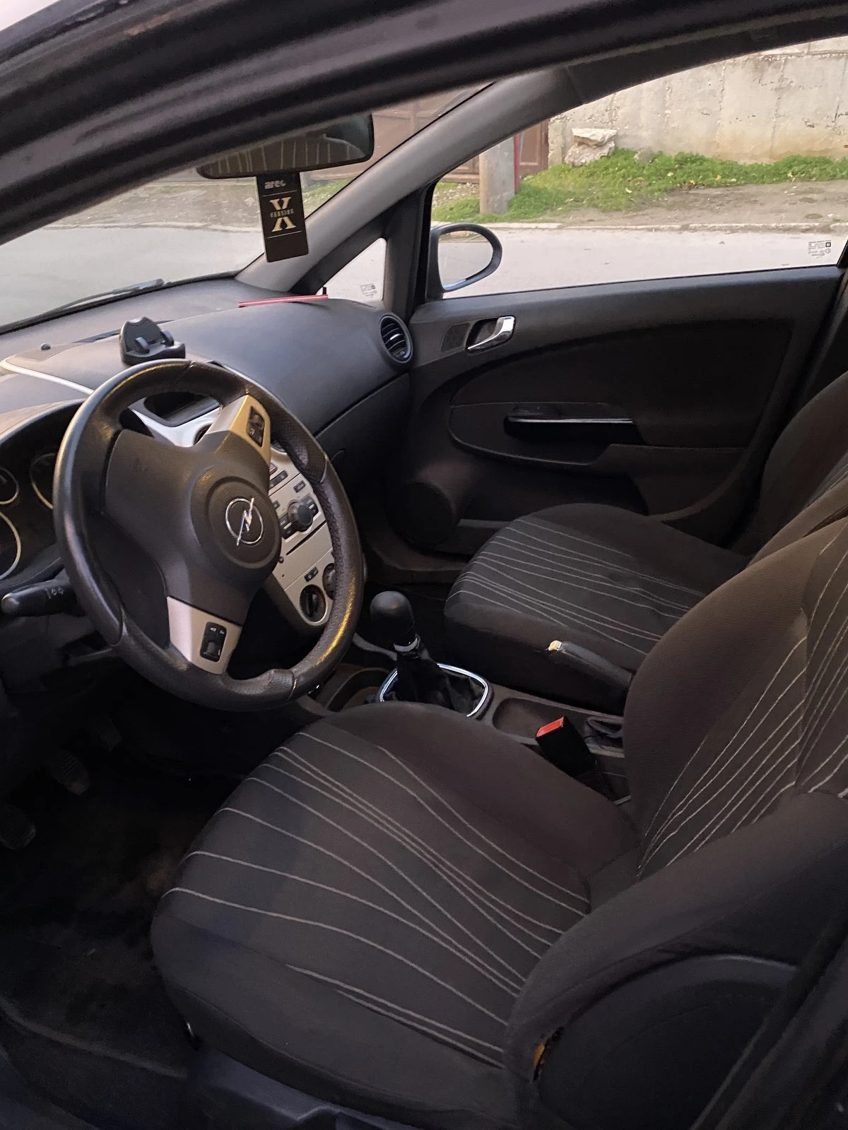 Opel Corsa D - изображение 6