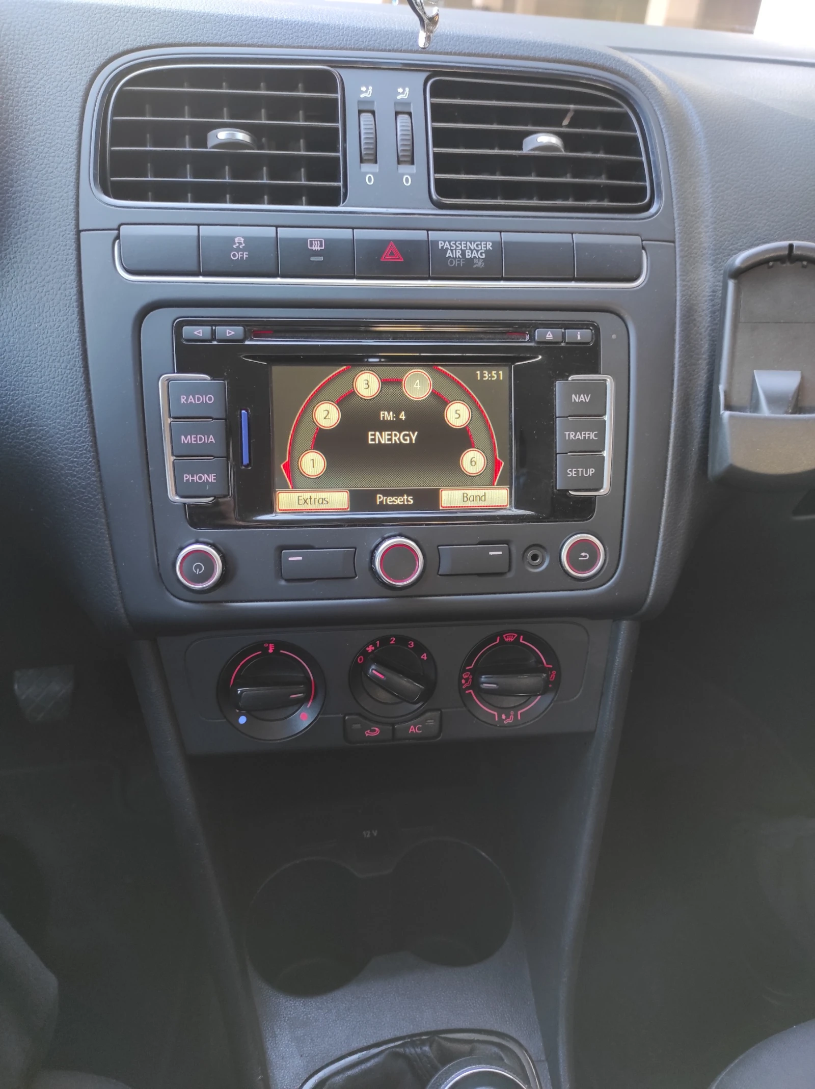 VW Polo  - изображение 8