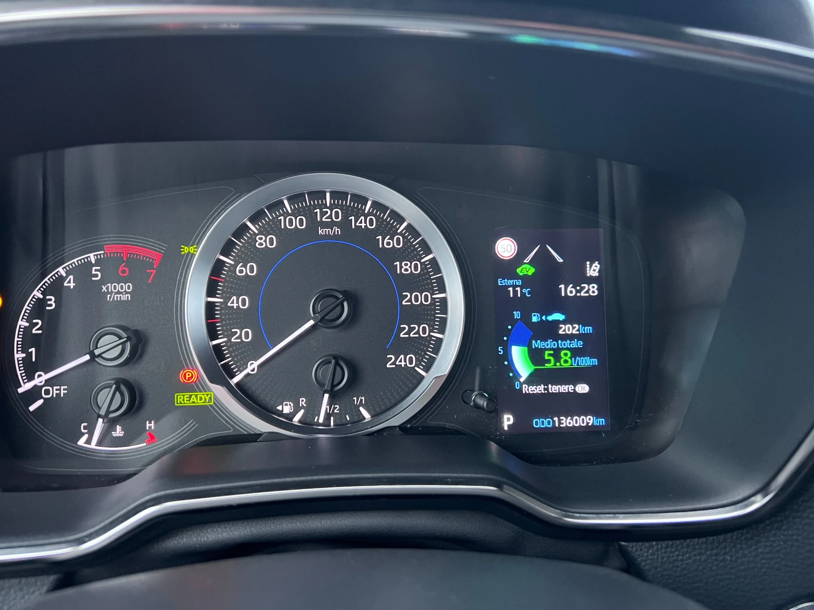 Toyota Corolla 1.8 HYBRID TREND LED ��������� ������ ������� ���  | Mobile.bg � ����������� 11