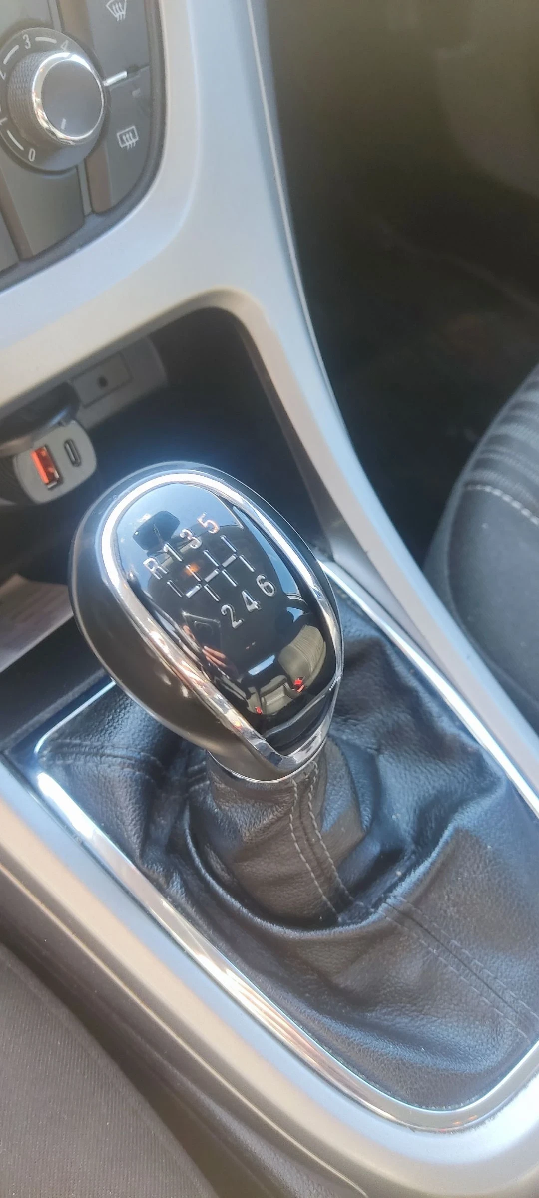 Opel Astra 1.4 turbo | Mobile.bg � ����������� 13