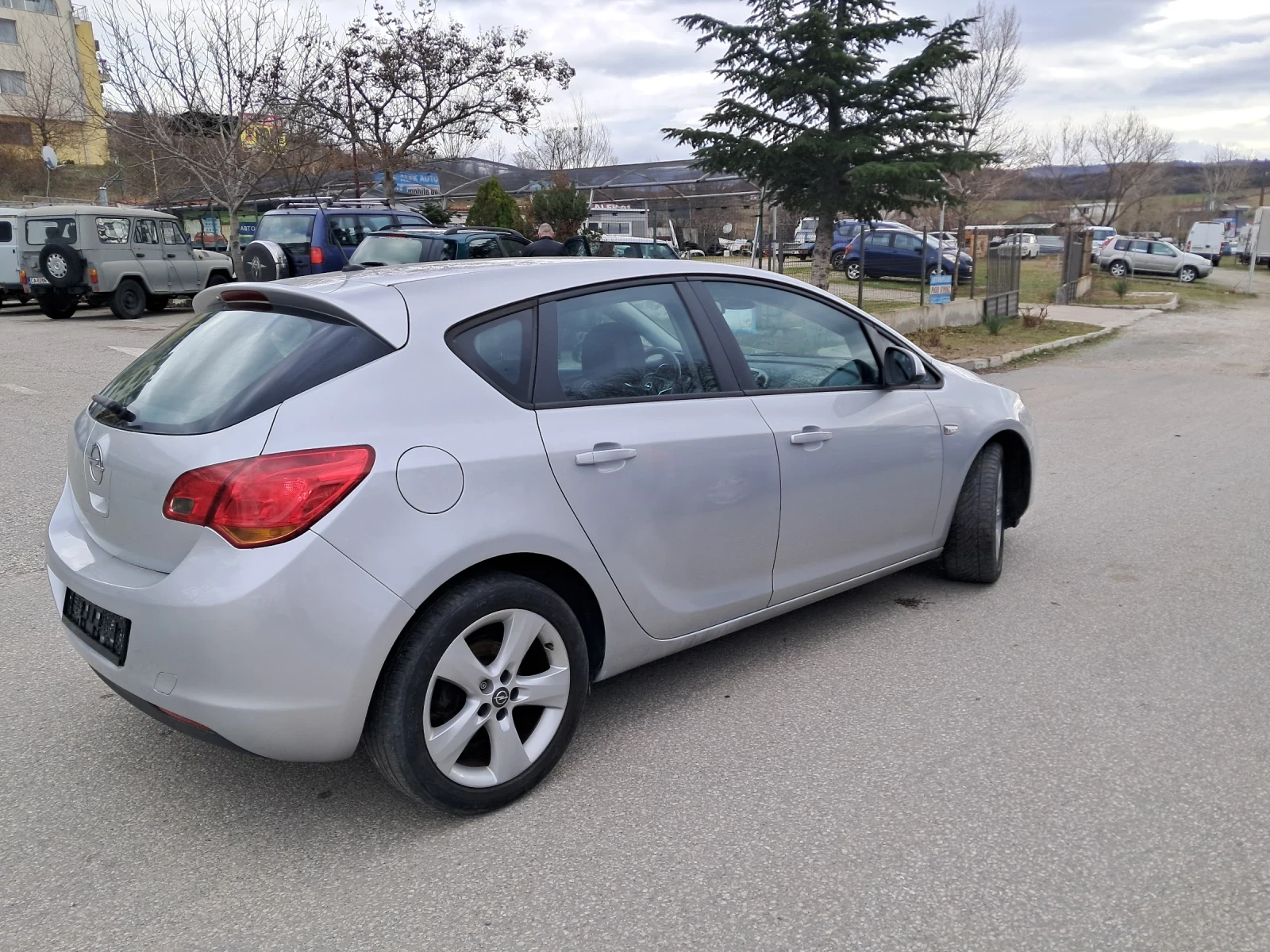 Opel Astra 1.4 бензин 100 кс навигация - изображение 5