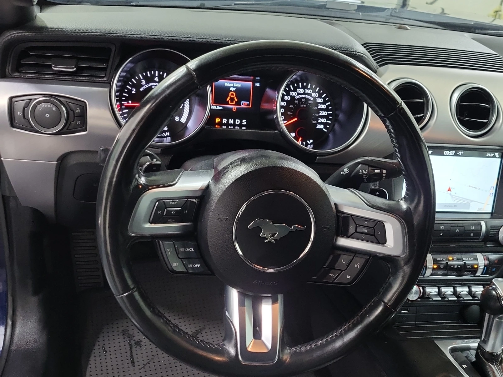 Ford Mustang EcoBoost Premium, снимка 12 - Автомобили и джипове - 53761093