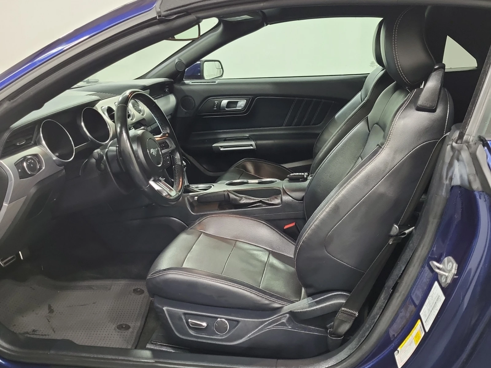 Ford Mustang EcoBoost Premium, снимка 7 - Автомобили и джипове - 53761093