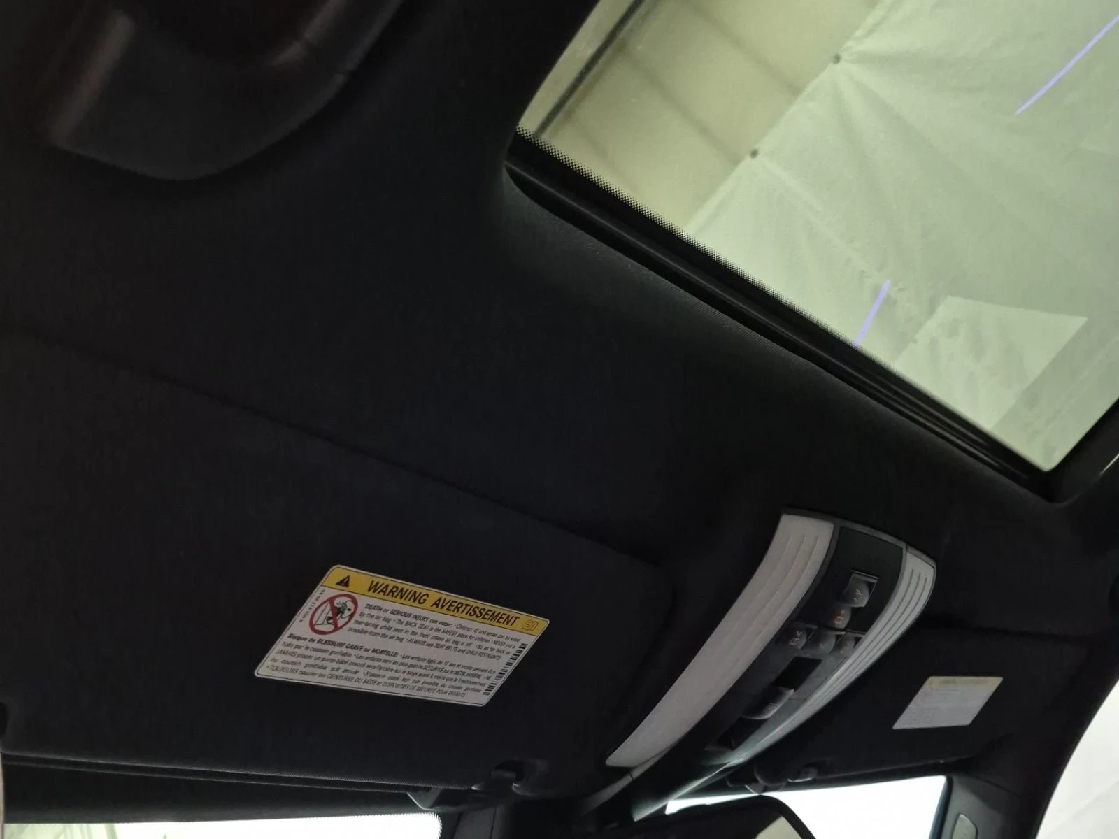 Mercedes-Benz E 400  С РЕГИСТРАЦИЯ & АВТО КРЕДИТ , снимка 13 - Автомобили и джипове - 53951598