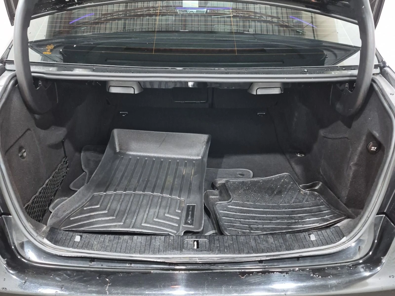 Mercedes-Benz E 400  С РЕГИСТРАЦИЯ & АВТО КРЕДИТ , снимка 14 - Автомобили и джипове - 53951598