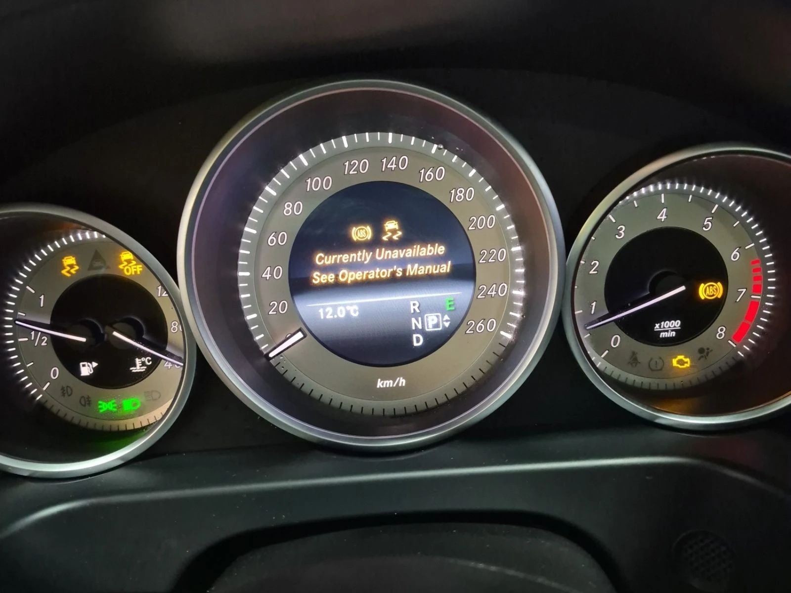 Mercedes-Benz E 400  С РЕГИСТРАЦИЯ & АВТО КРЕДИТ , снимка 9 - Автомобили и джипове - 53951598