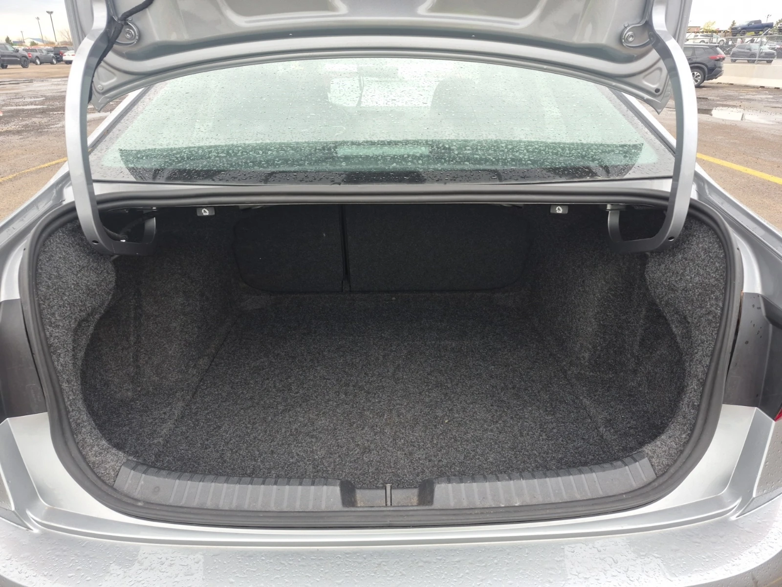 VW Jetta TRENDLINE * * CARFAX * * ���� ������ * *  | Mobile.bg � ����������� 12