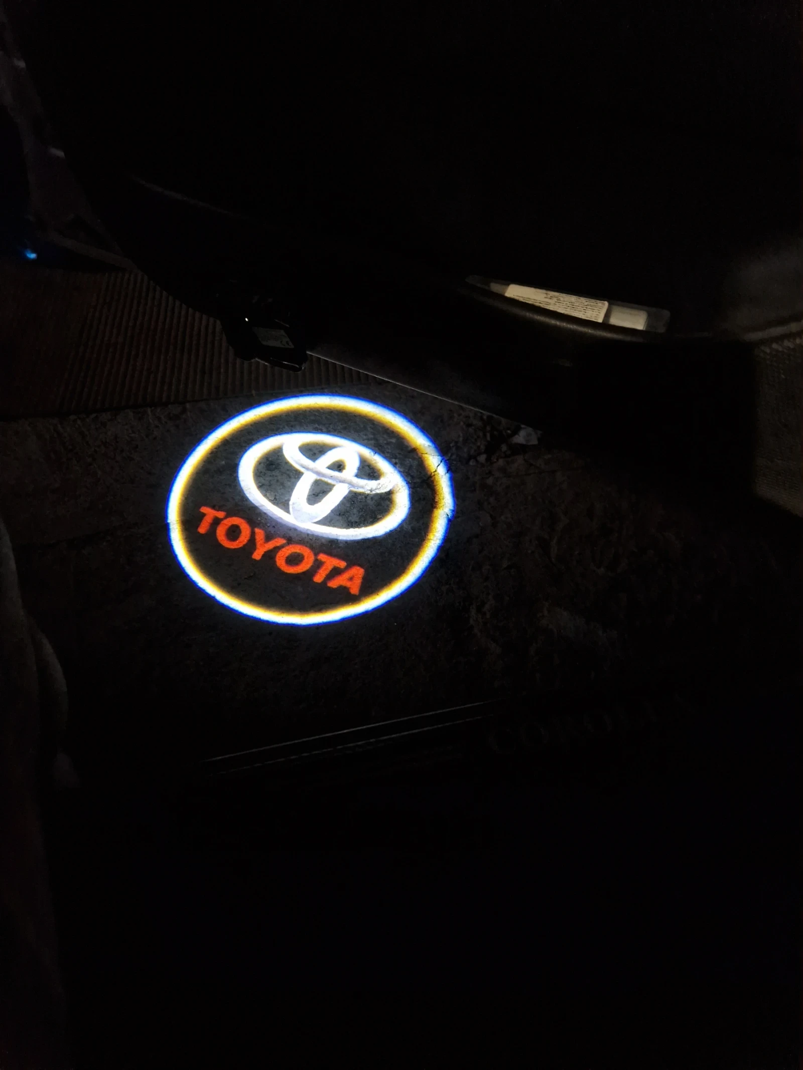 Toyota Corolla | Mobile.bg � ����������� 8