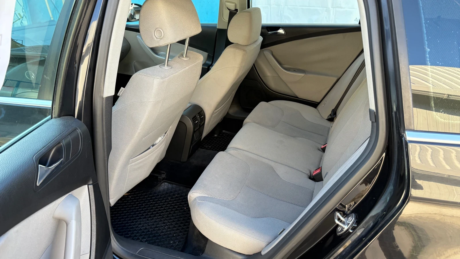 VW Passat, снимка 8 - Автомобили и джипове - 54942358