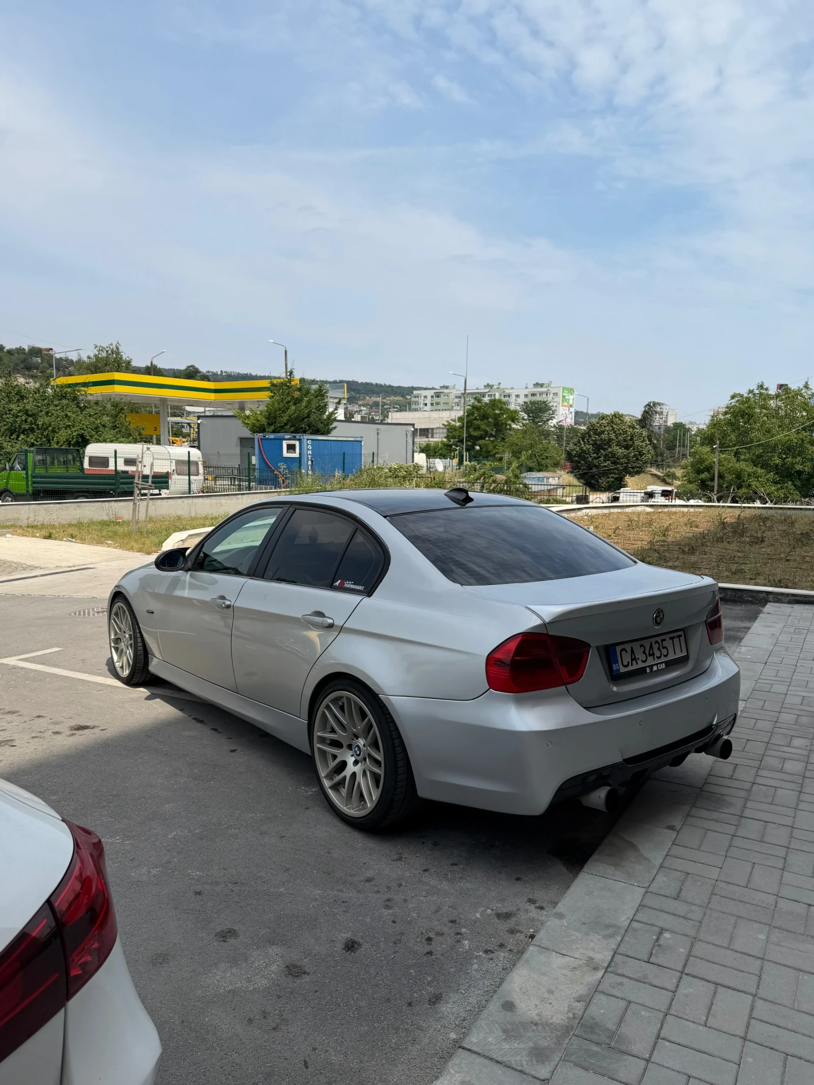 BMW 320 320d, снимка 7 - Автомобили и джипове - 55139033