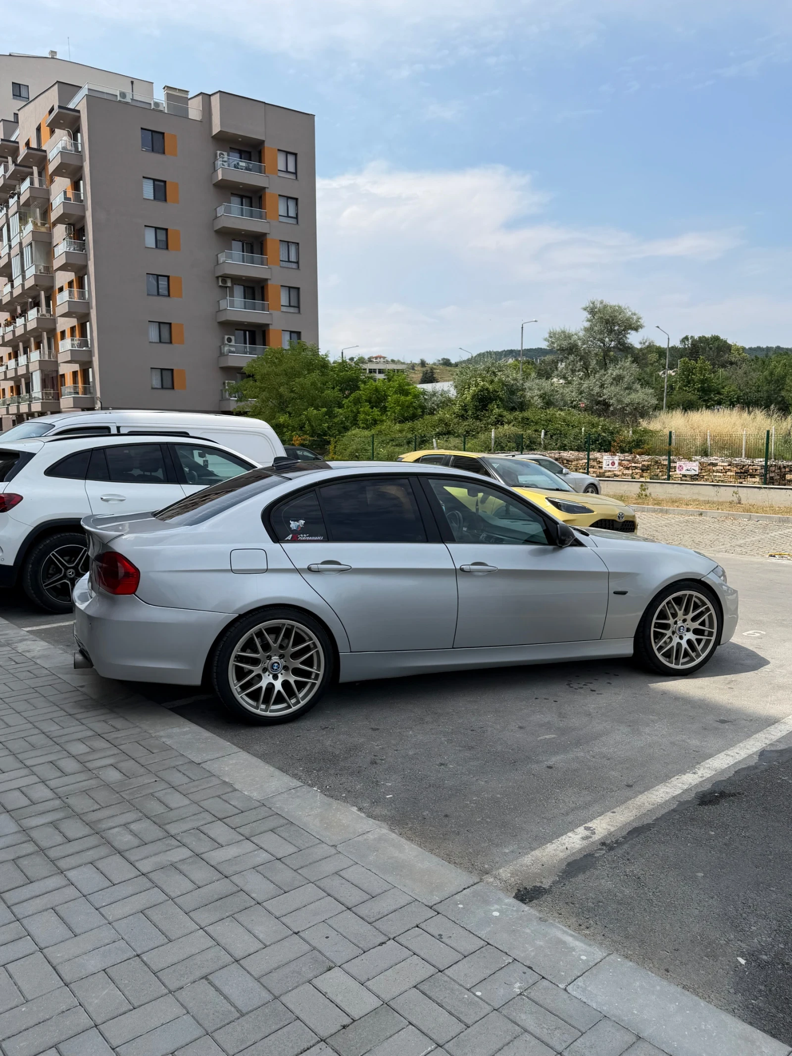 BMW 320 320d, снимка 5 - Автомобили и джипове - 55139033