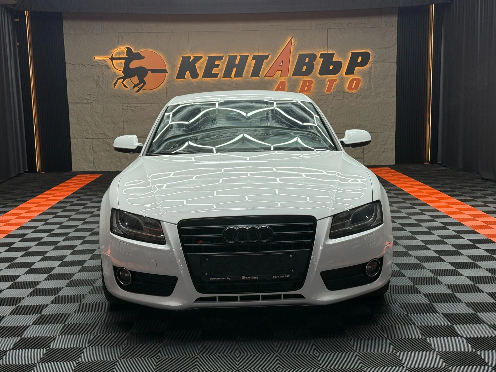 Audi A5 Sportback 3.0TDI/Quattro/ГАРАНЦИЯ, снимка 2 - Автомобили и джипове - 55689328