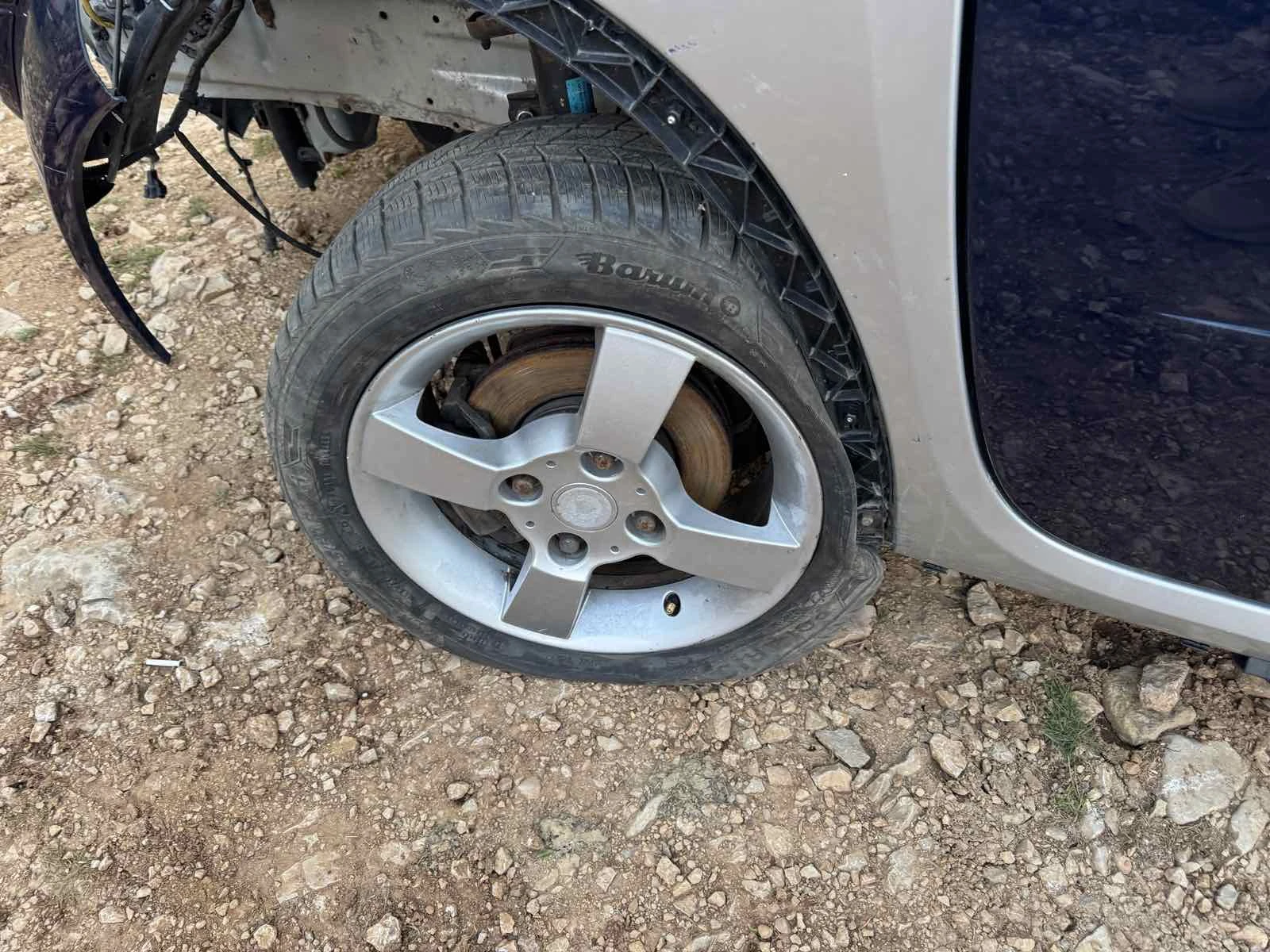 Smart Forfour 1.1i 75ps., снимка 15 - Автомобили и джипове - 55737309