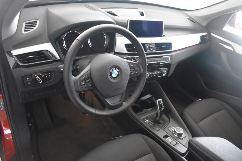 BMW X1 sDrive18d, снимка 5 - Автомобили и джипове - 41996573
