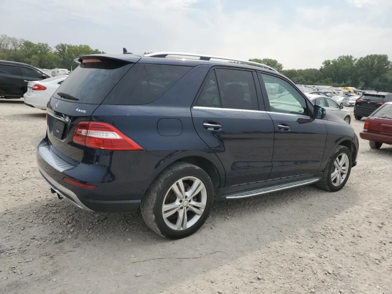 Mercedes-Benz ML 350 4MATIC, снимка 3 - Автомобили и джипове - 47591455