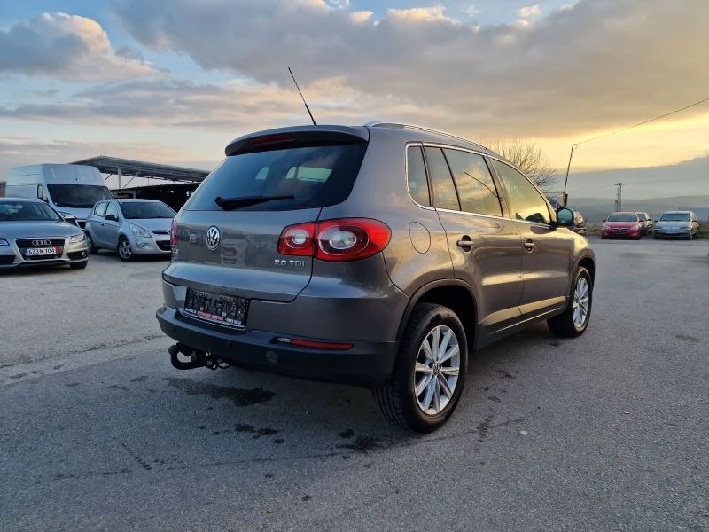 VW Tiguan 2.0TDI 4X4 DSG, снимка 6 - Автомобили и джипове - 47994060