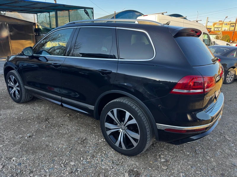 VW Touareg 3.0TDI-262* R-LINE* FULL* , снимка 3 - Автомобили и джипове - 49588446