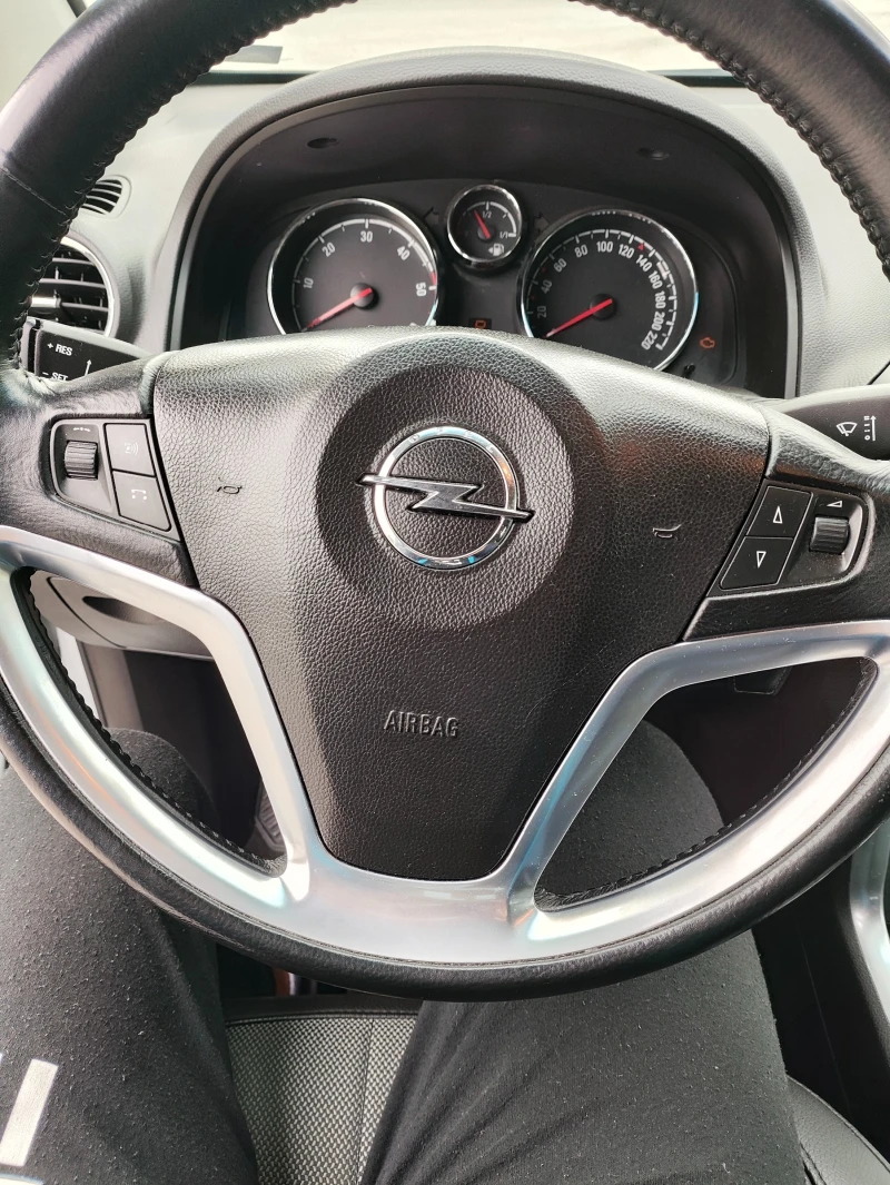 Opel Antara, снимка 10 - Автомобили и джипове - 52504860