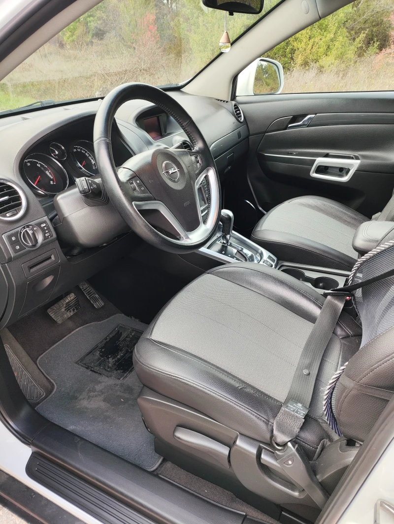 Opel Antara, снимка 5 - Автомобили и джипове - 52504860