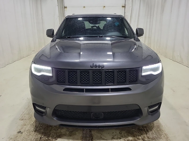 Jeep Grand cherokee SRT С РЕГИСТРАЦИЯ & АВТО КРЕДИТ, снимка 2 - Автомобили и джипове - 53592415