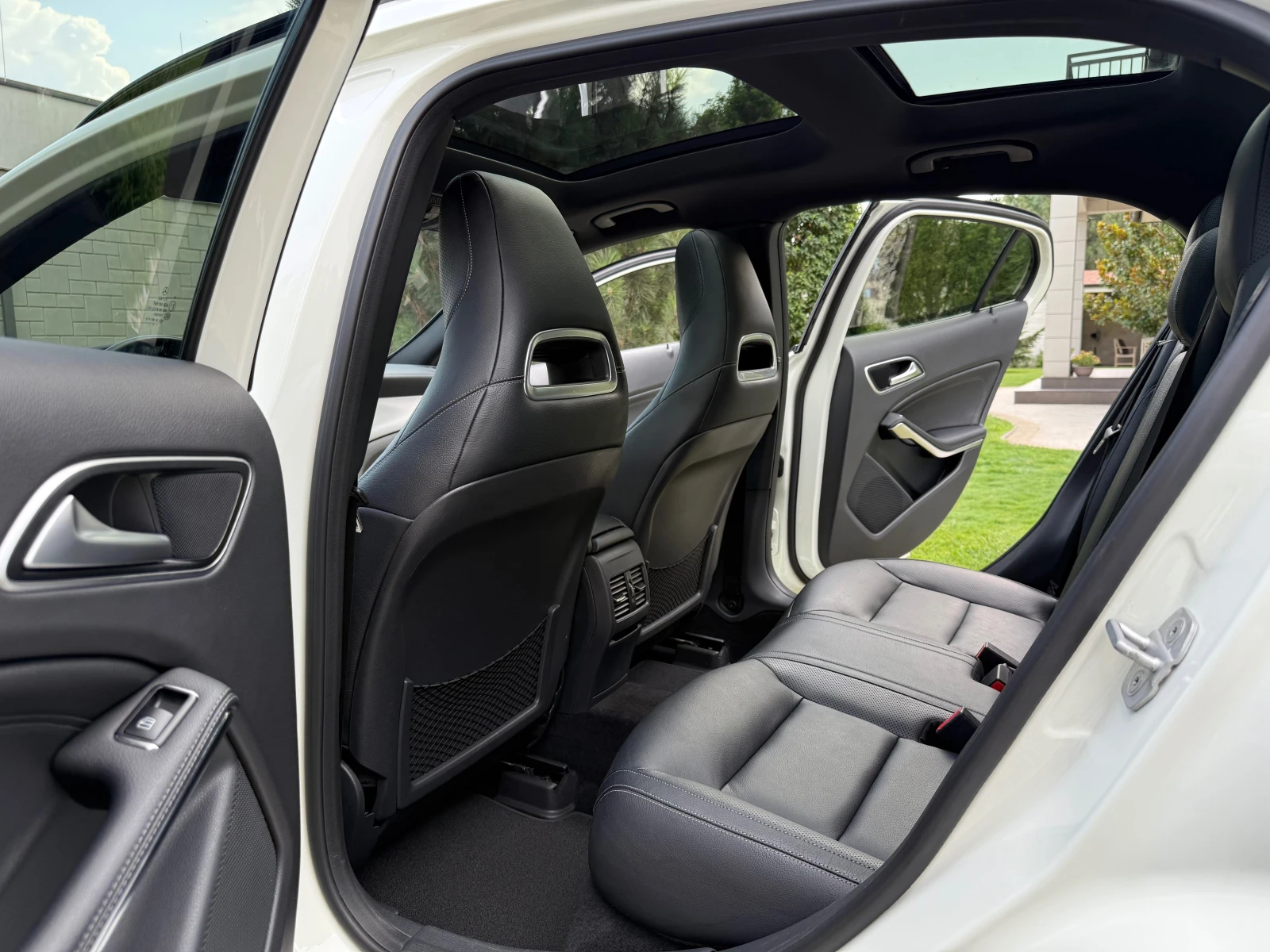 Mercedes-Benz GLA 250 4 MATIC* AMG* PANORAMA | Mobile.bg   13