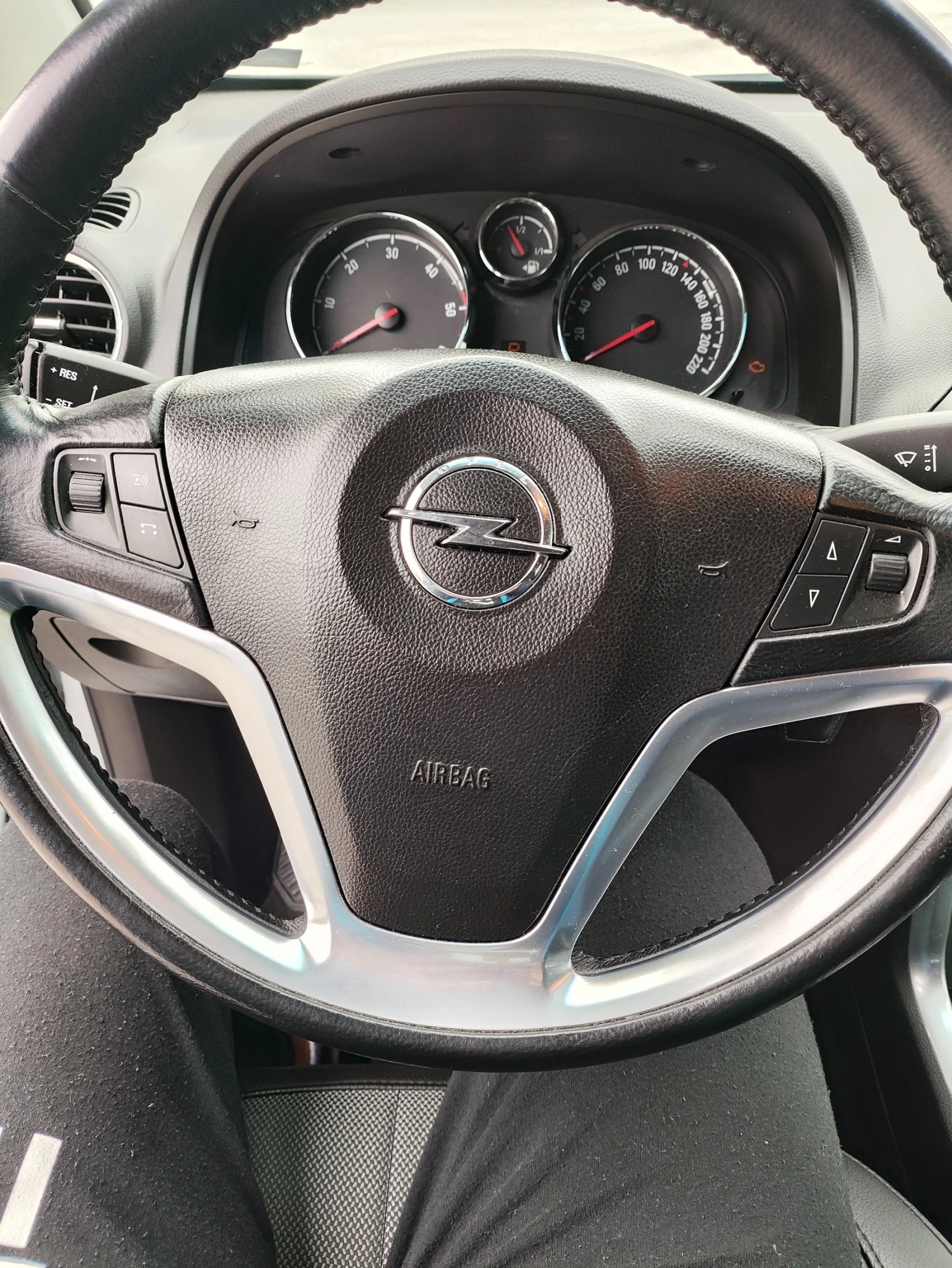 Opel Antara  - изображение 10