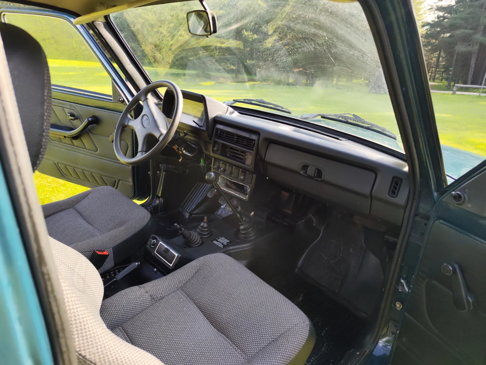 Lada Niva 1.7i, снимка 11 - Автомобили и джипове - 54244446