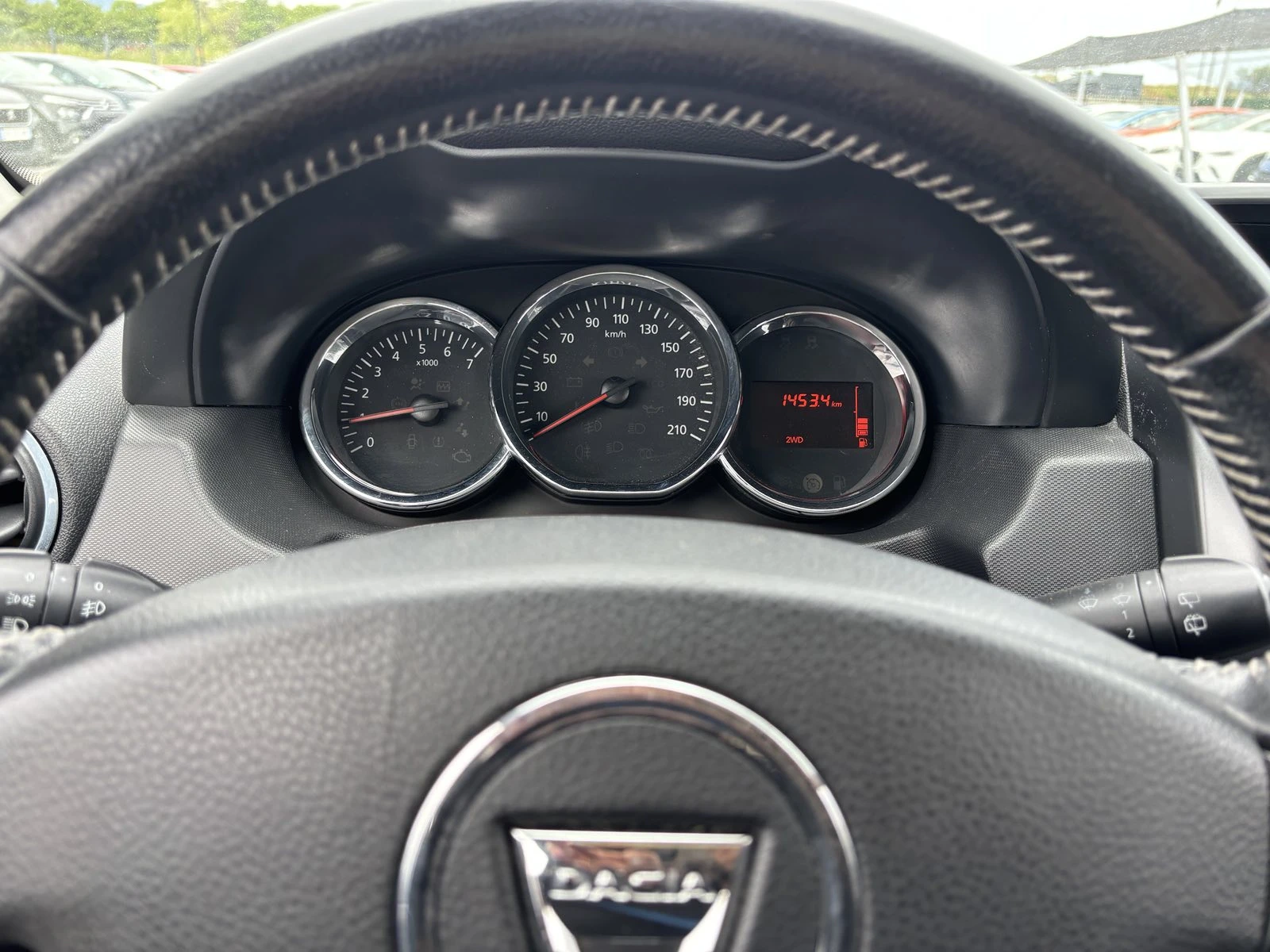 Dacia Duster 1.5, 4X4, Нов внос, снимка 14 - Автомобили и джипове - 54602682