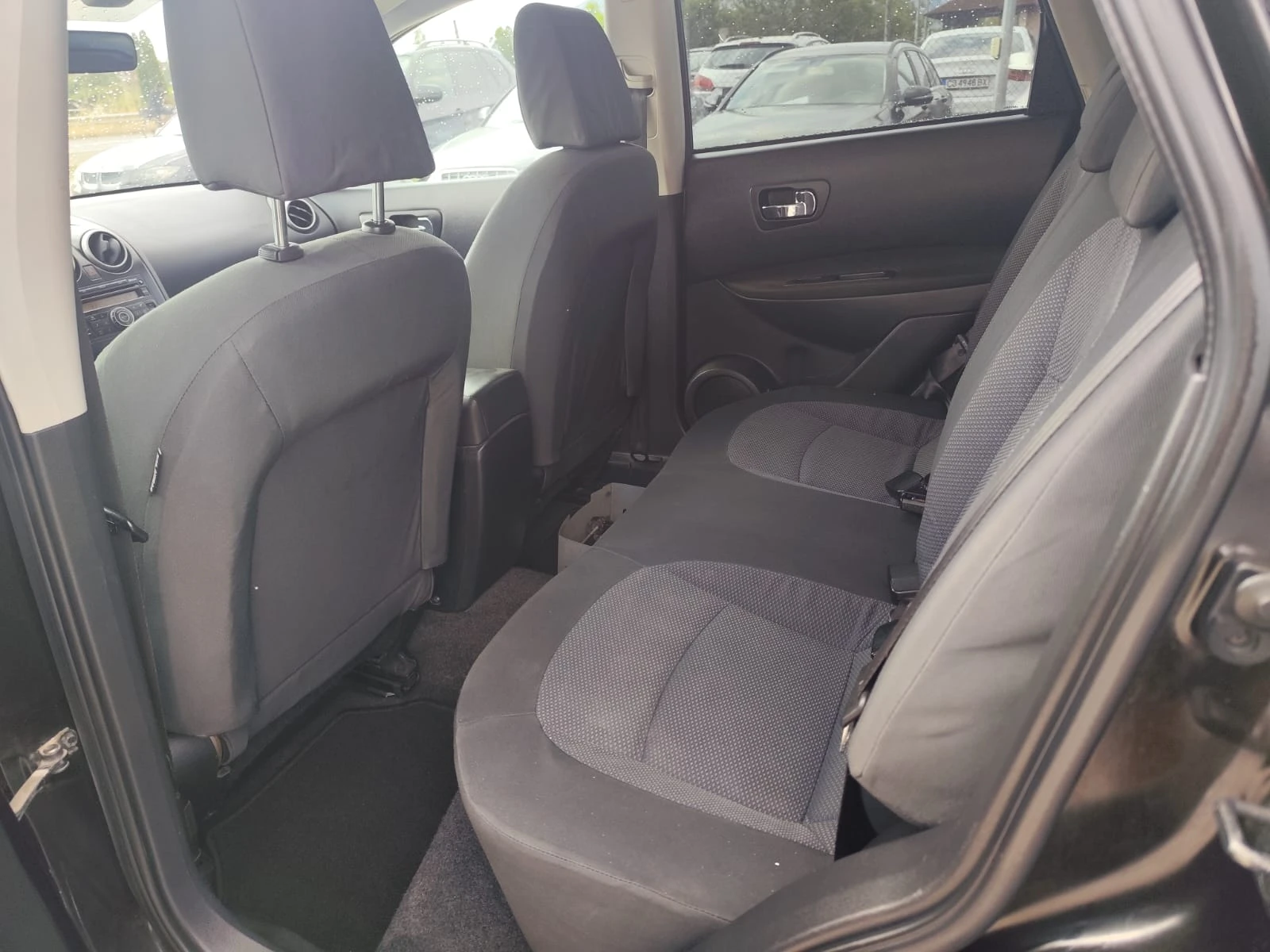 Nissan Qashqai 2.0 дизел Италия, снимка 12 - Автомобили и джипове - 55802649