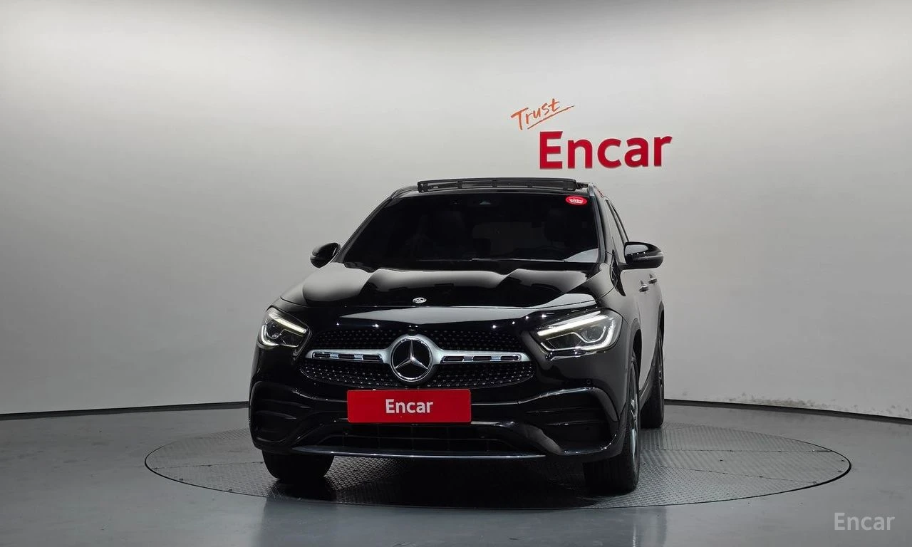 Mercedes-Benz GLA 250 AMG* LINE* 4MATIC* ДИСТРОНИК* ПОДГРЕВ* КАМЕРА* , снимка 3 - Автомобили и джипове - 56046072