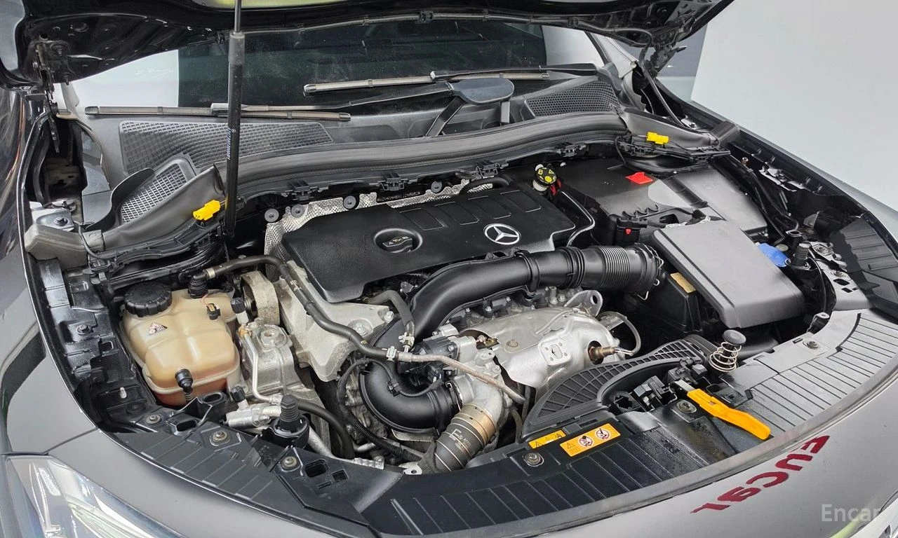 Mercedes-Benz GLA 250 AMG* LINE* 4MATIC* ДИСТРОНИК* ПОДГРЕВ* КАМЕРА* , снимка 17 - Автомобили и джипове - 56046072
