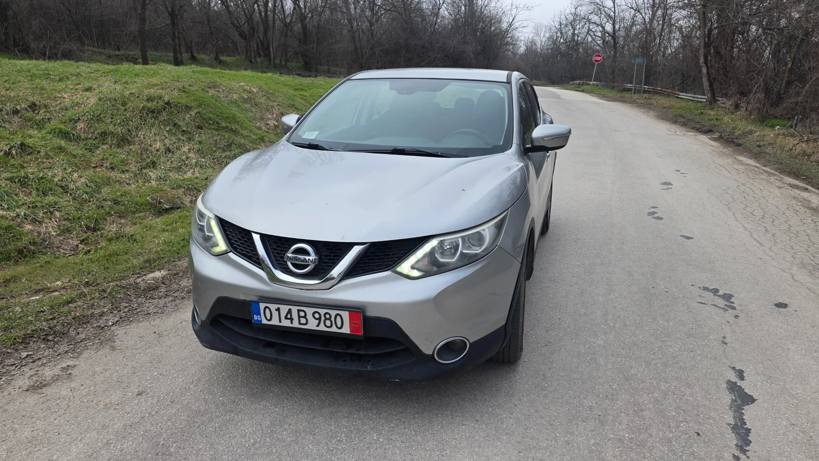 Nissan Qashqai 1.5dci, снимка 11 - Автомобили и джипове - 56728746