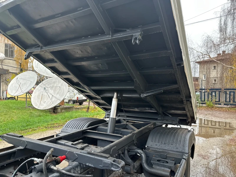 Mercedes-Benz Atego Самосвал + кран PK7000, снимка 12 - Камиони - 52586126