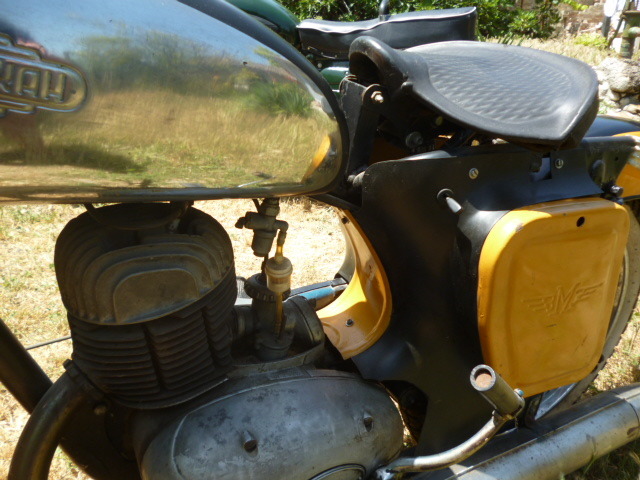Balkan 250, снимка 8 - Мотоциклети и мототехника - 46424024