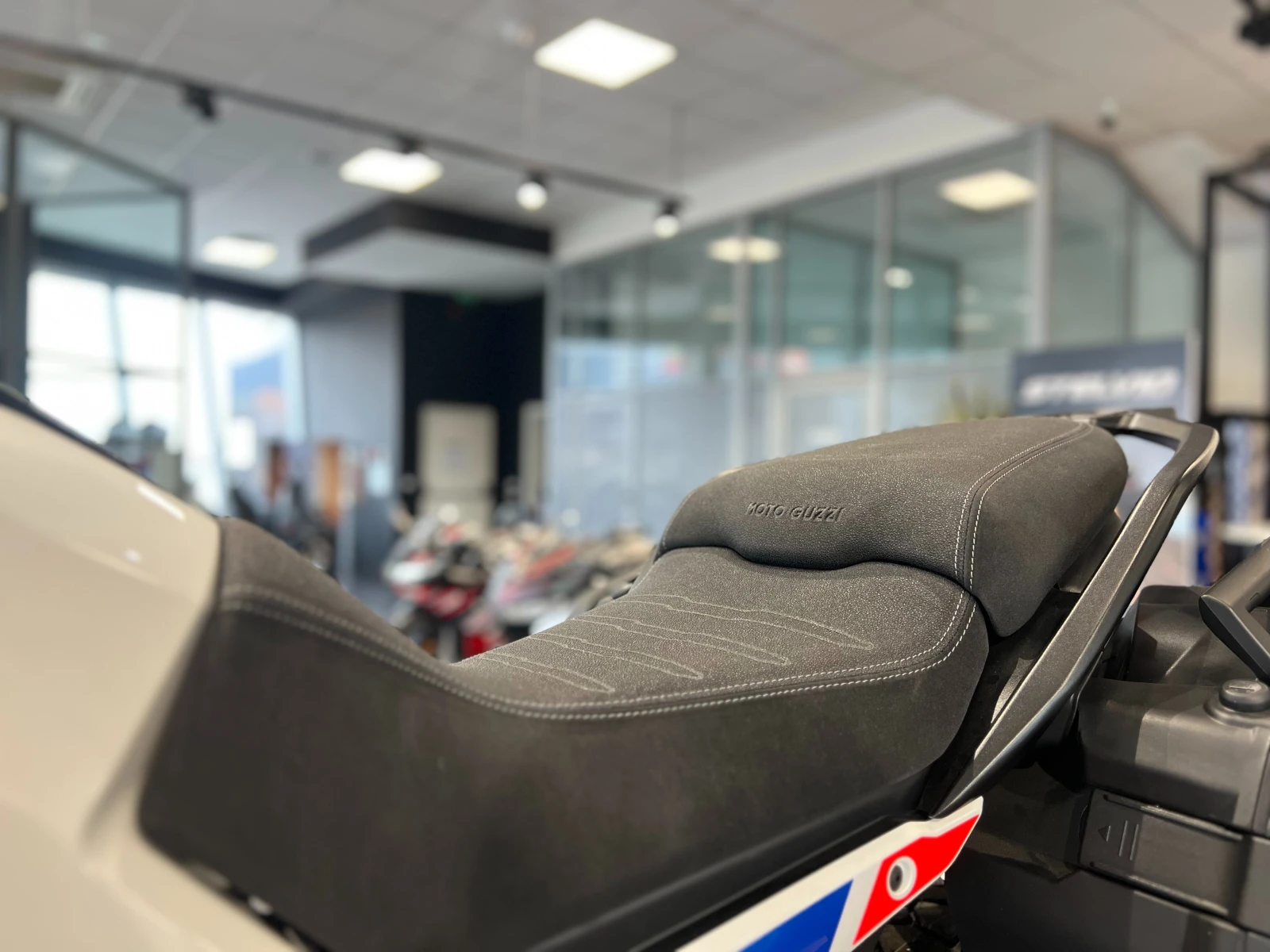 Moto Guzzi Stelvio Duecento Tributo | Mobile.bg � ����������� 7