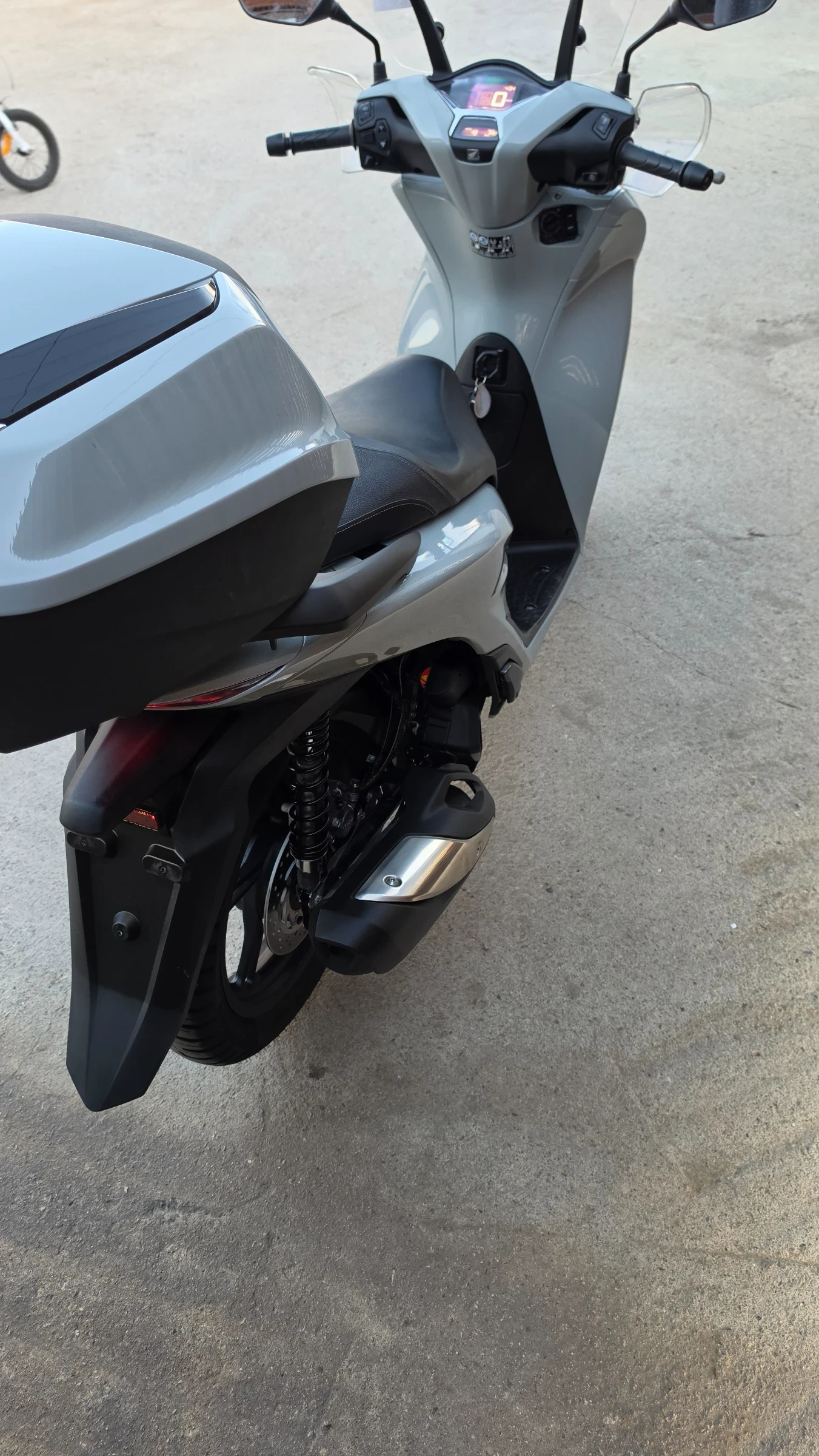 Honda Sh 125 I abs sport , снимка 7 - Мотоциклети и мототехника - 56075174