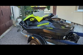 Джет Bombardier Sea Doo Spark Trixx 2023, снимка 5 - Воден транспорт - 47640695