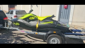 Джет Bombardier Sea Doo Spark Trixx 2023, снимка 2 - Воден транспорт - 47640695